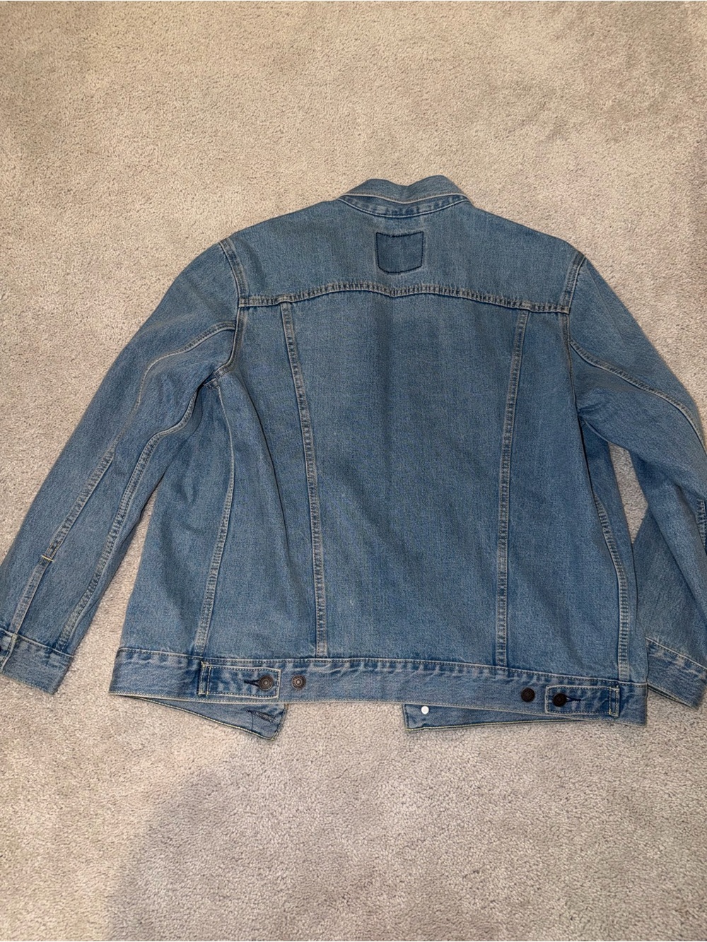 Levi's Light Blue Denim Trucker Jacket - Picture 3 of 3